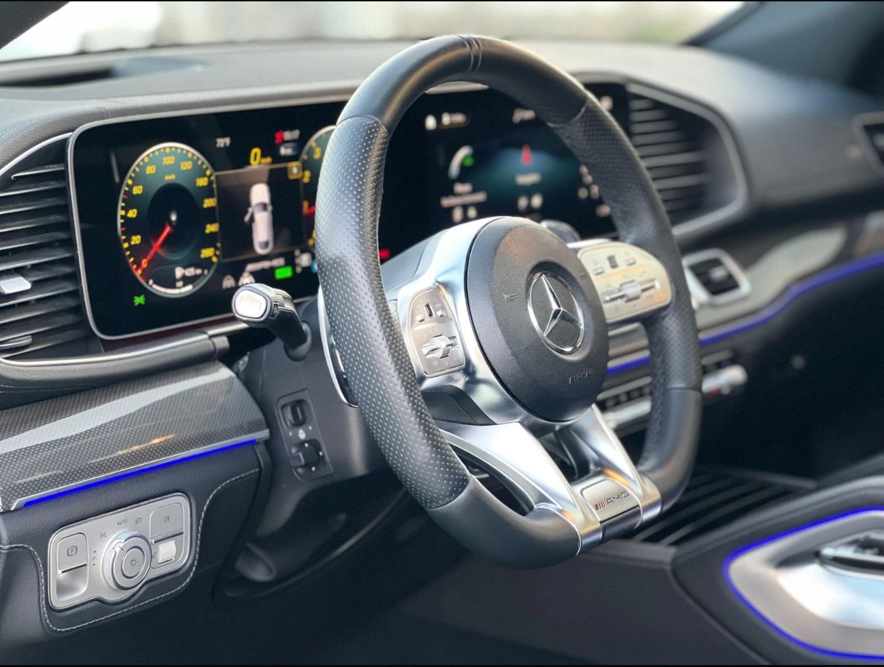 Mercedes-Benz GLE 53 2022 - SUV thumbnail NaN